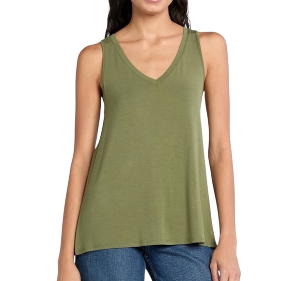Time and Tru Women's High Low Sleeveless Jersey Tank Top, Size S (4-6) Green - Picture 1 of 13